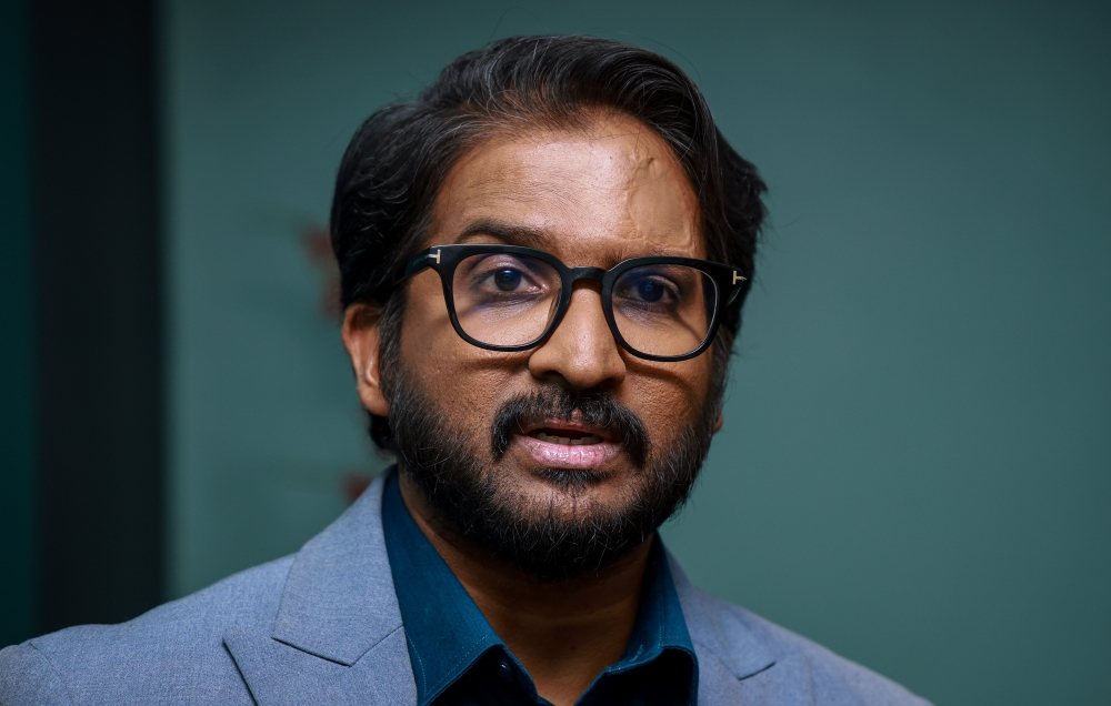 Deputy minister warns ‘influencers’ against exploiting religious rituals for content