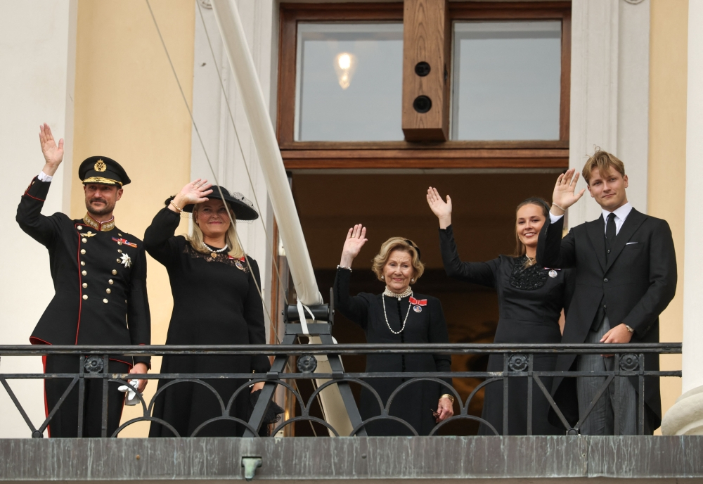 Norway’s Queen Sonja loses official Royal House status following King Harald’s death