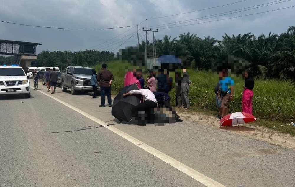 Student struck and killed by car while crossing road in Miri
