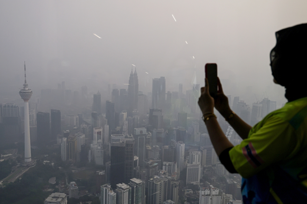 34 stations unhealthy, zero stations record good air