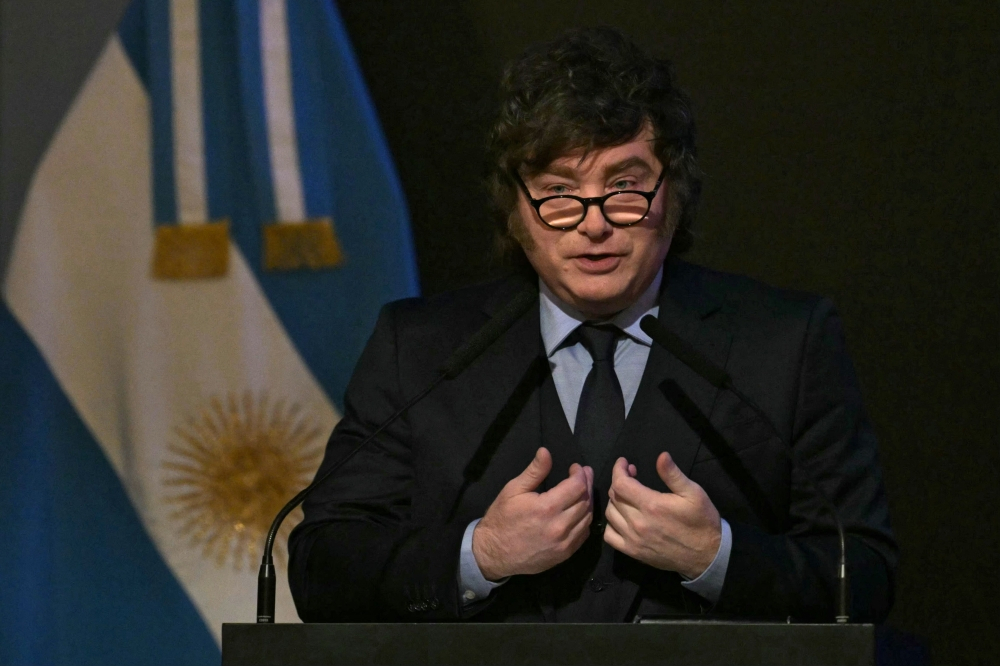 Tear gas and water cannons fired as Argentina university funding protest turns violent