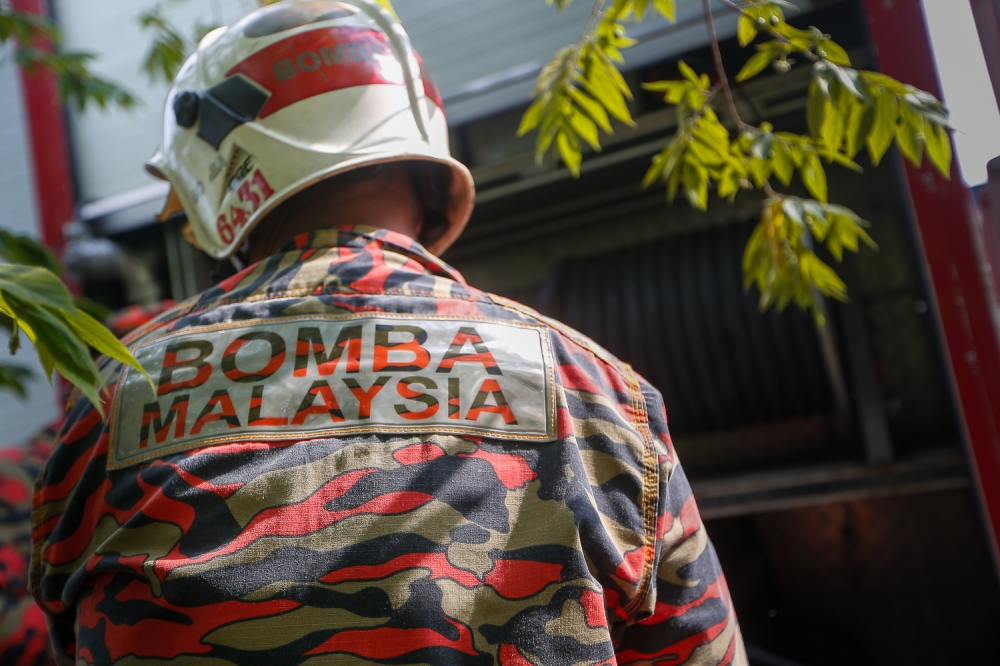 Labuan fire razes 26 workers’ ‘kongsi’ quarters, no casualties reported