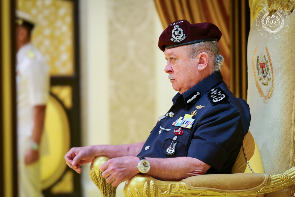 King receives credentials of 18 foreign envoys to Malaysia 
