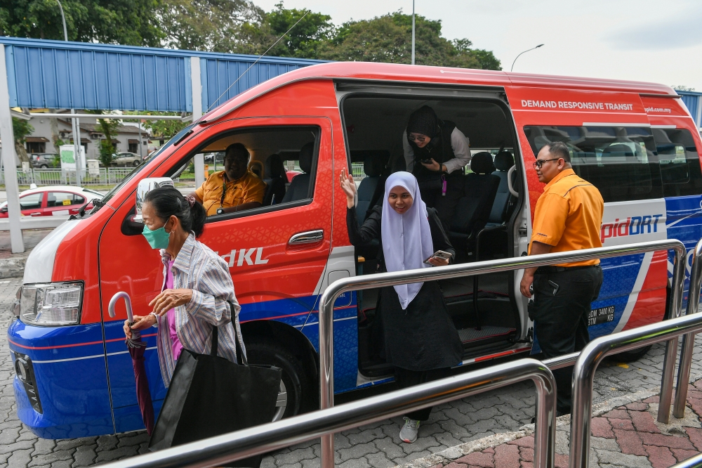 Rapid KL trials fixed-schedule feeder vans in Cheras and Putrajaya, ditching app bookings