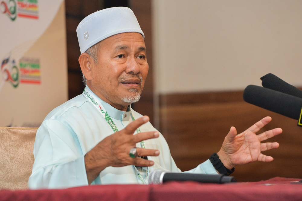 PAS’ Tuan Ibrahim claims Pakatan fears BN-Perikatan unity ahead of Melaka polls